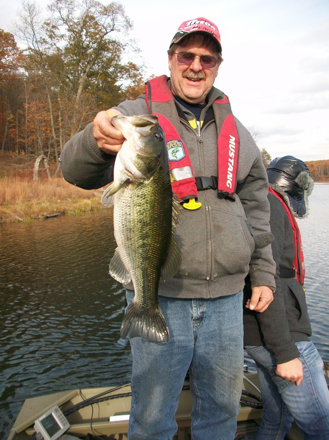 Fishing in Delaware: Spots & Regulations