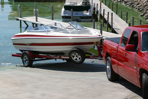 The Proper Way to Launch a Boat From a Trailer